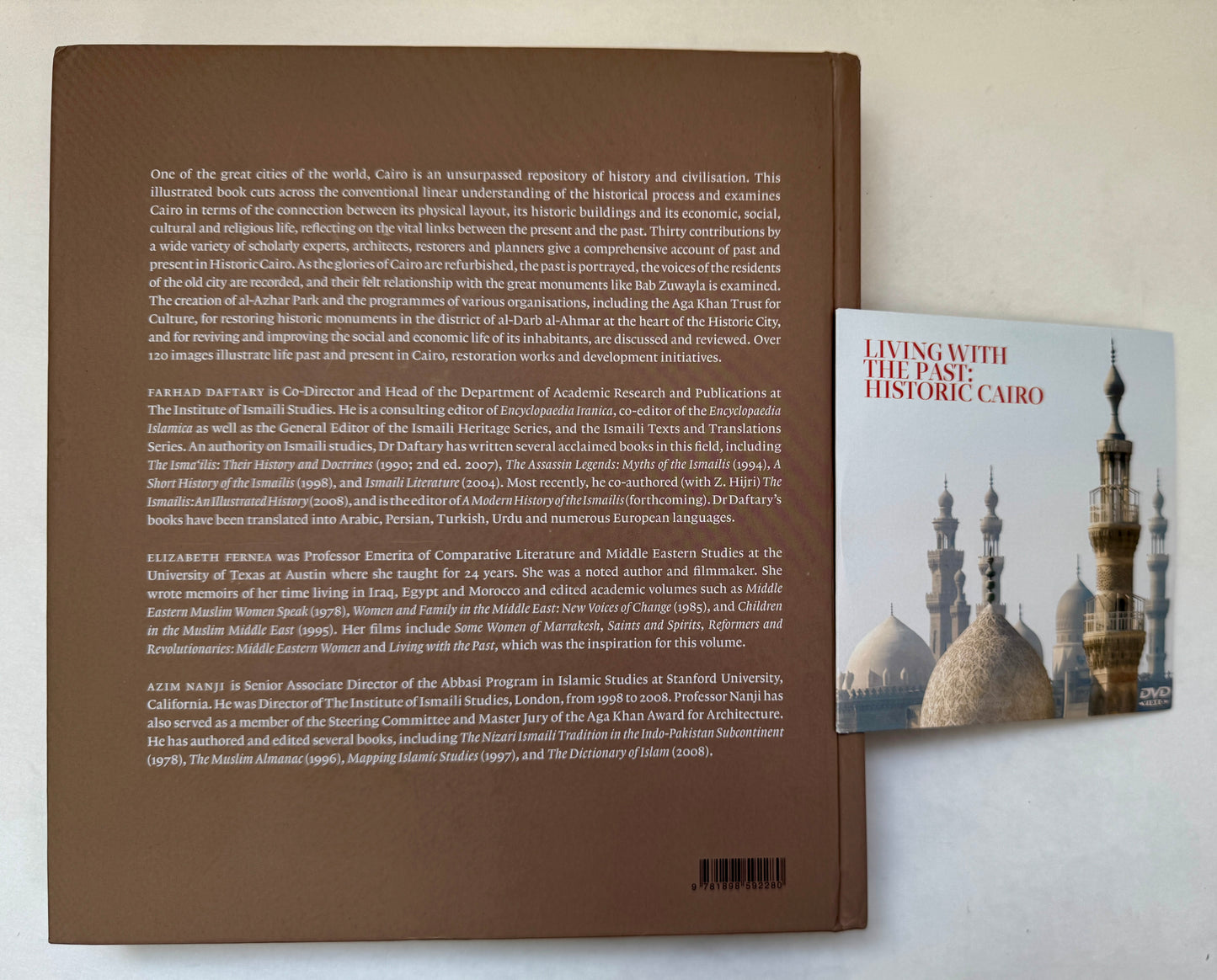 Living in Historic Cairo: Past and Present in an Islamic City