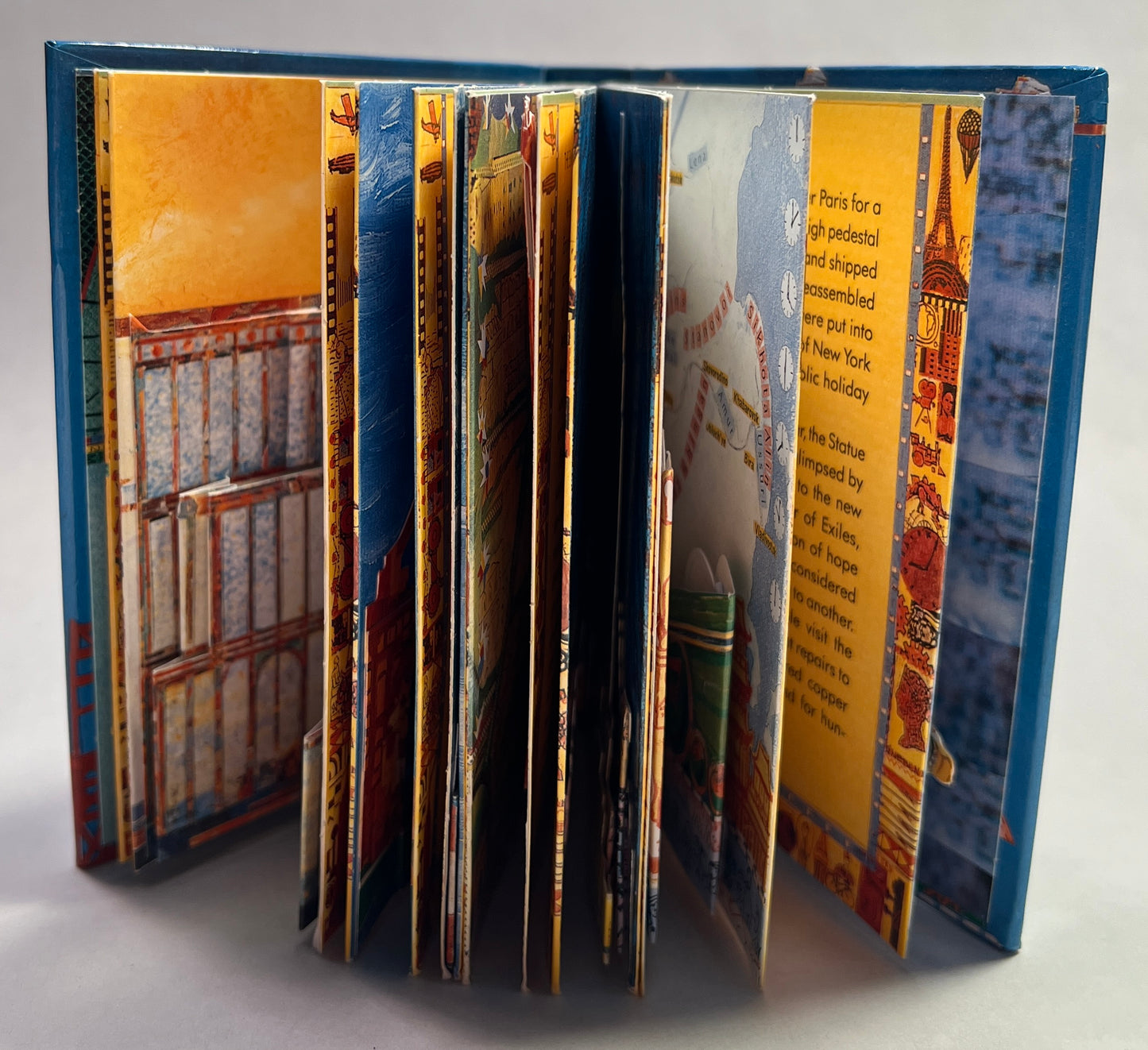 Seven Modern Wonders of the World: A Pop-Up Book