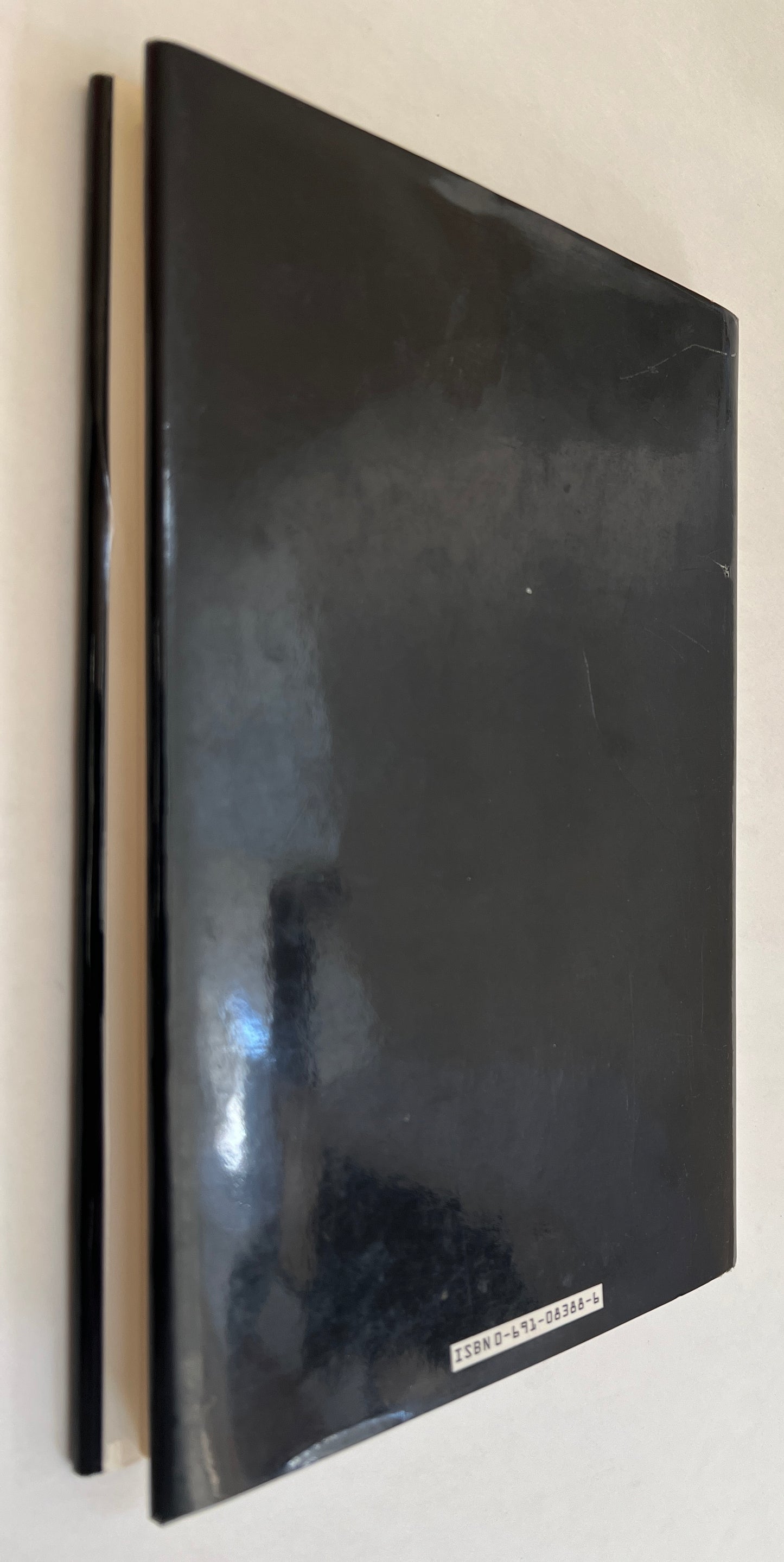 Qed: the Strange Theory of Light and Matter