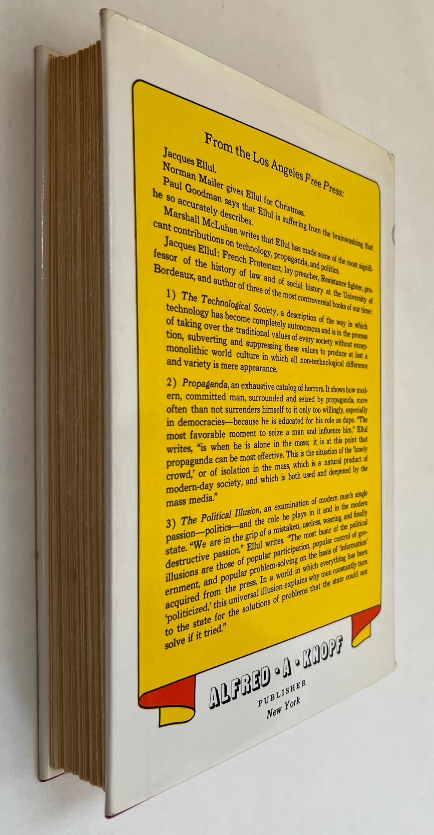 A Critique of the New Commonplaces. Uniform Exégèse Des Nouveaux Lieux Communs. English