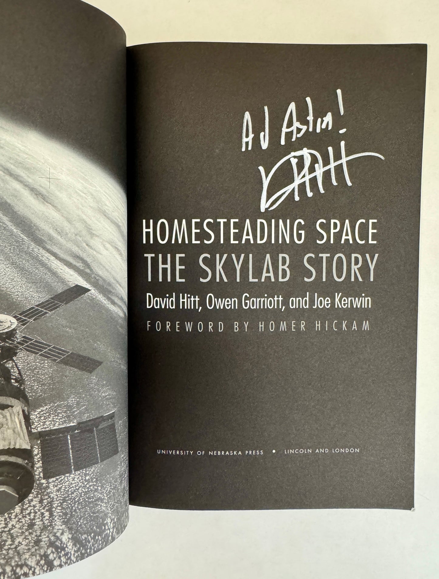 Homesteading Space: The Skylab Story [Signed]