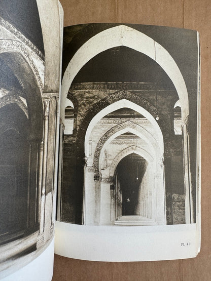 Ibn Tulun's Mosque in Cairo; la Mosquée D'ibn Touloun au Caire