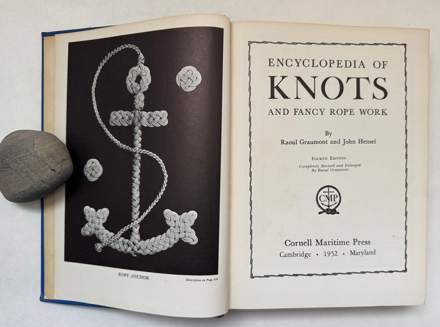 Encyclopedia of Knots and Fancy Rope Work