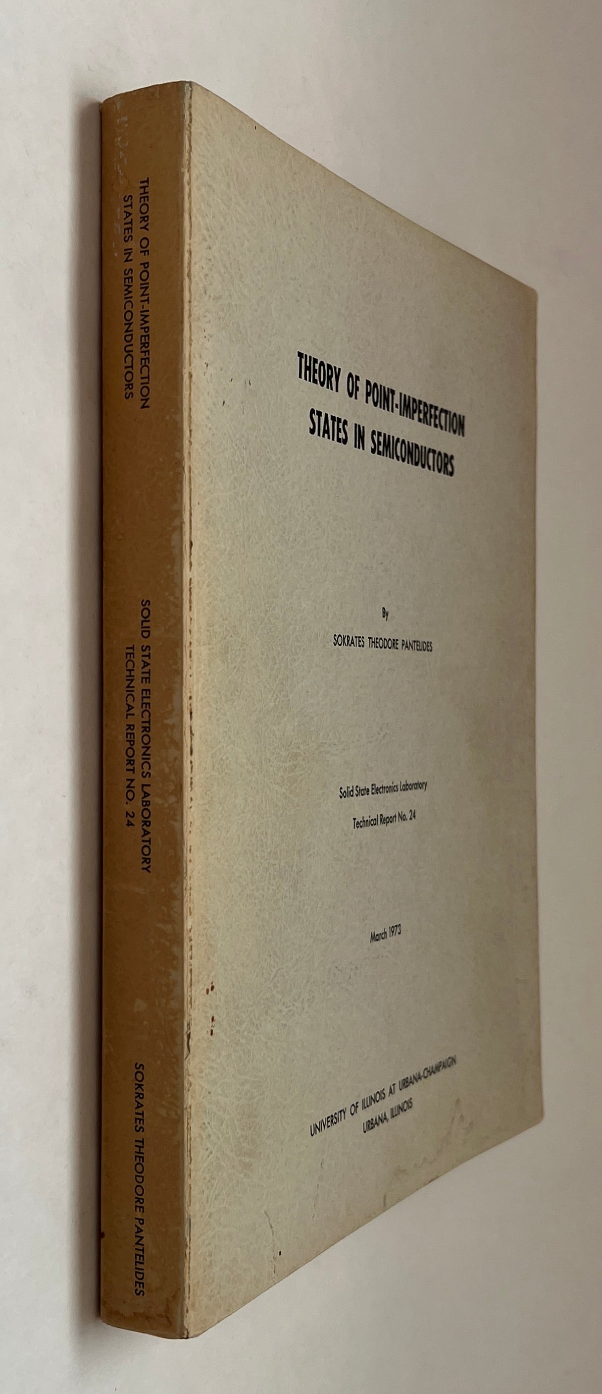 Theory of Point-Imperfection States in Semiconductors [Dissertation]