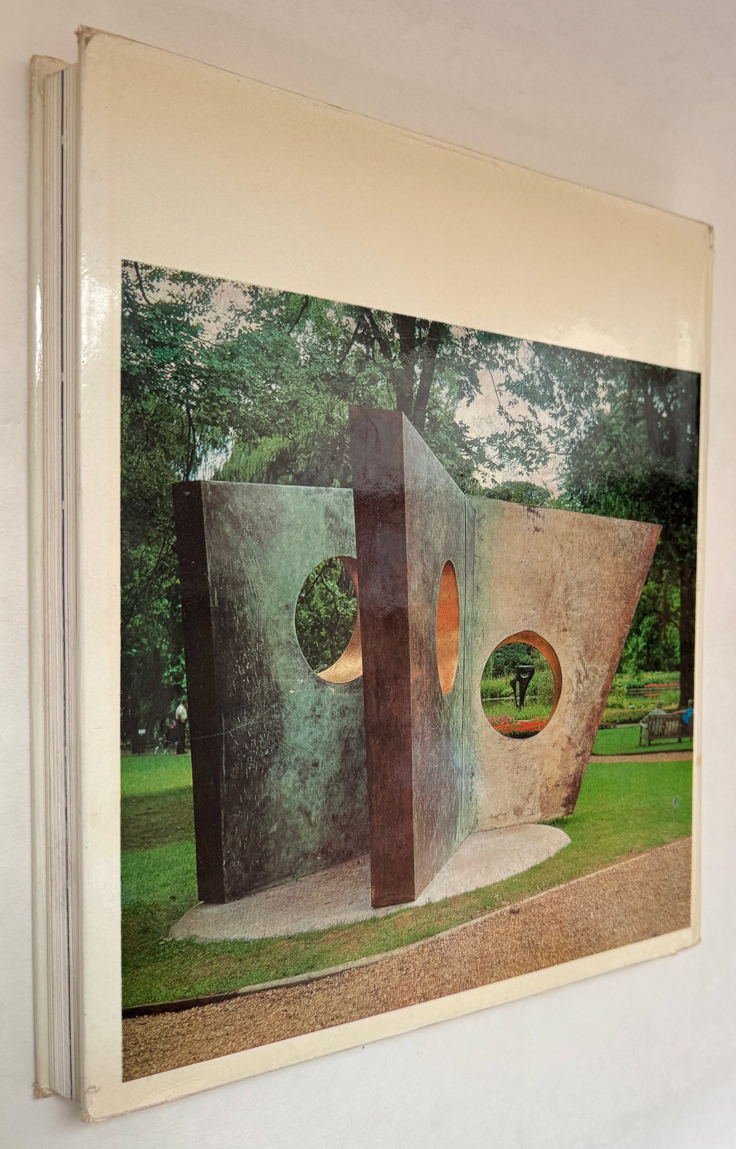 The Complete Sculpture of Barbara Hepworth 1960-69