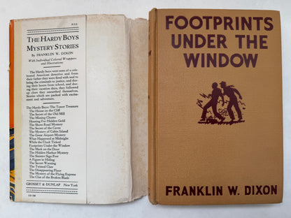 The Hardy Boys: Footprints Under the Window