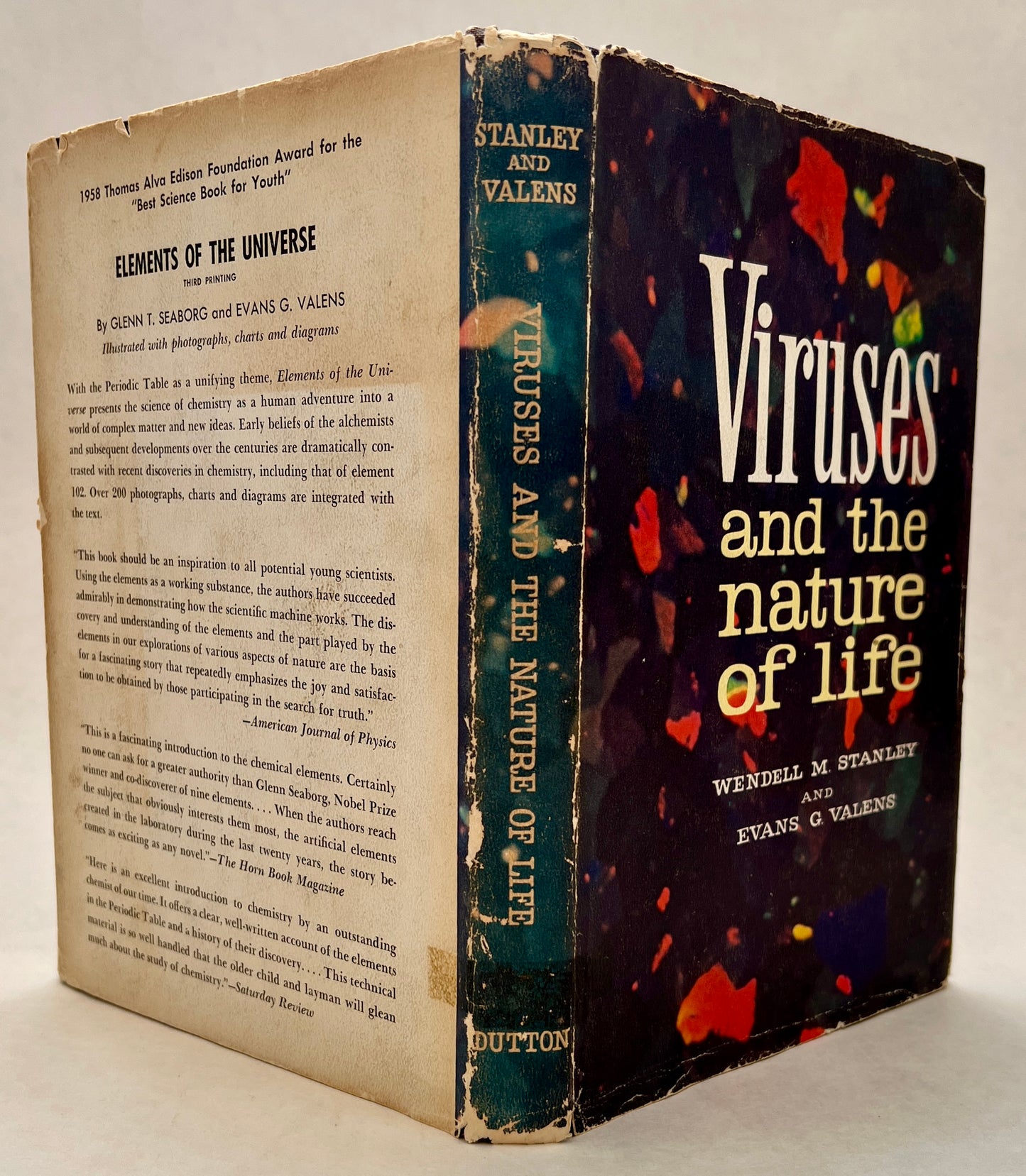 Viruses and the Nature of Life