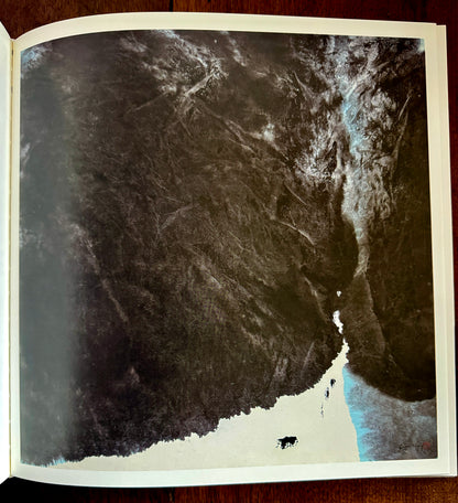 Cui Guanzhang Zuo Pin Xuan Ji = Selected Works by Guanzhang Cui