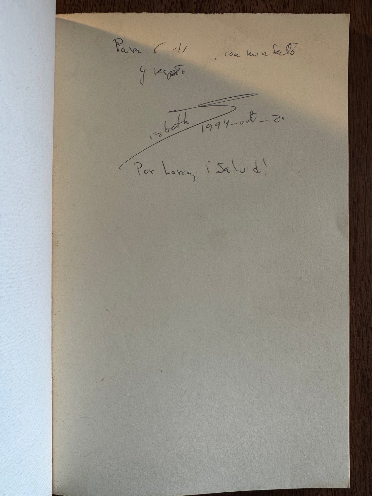 La Piel de los Ausentes [Inscribed]
