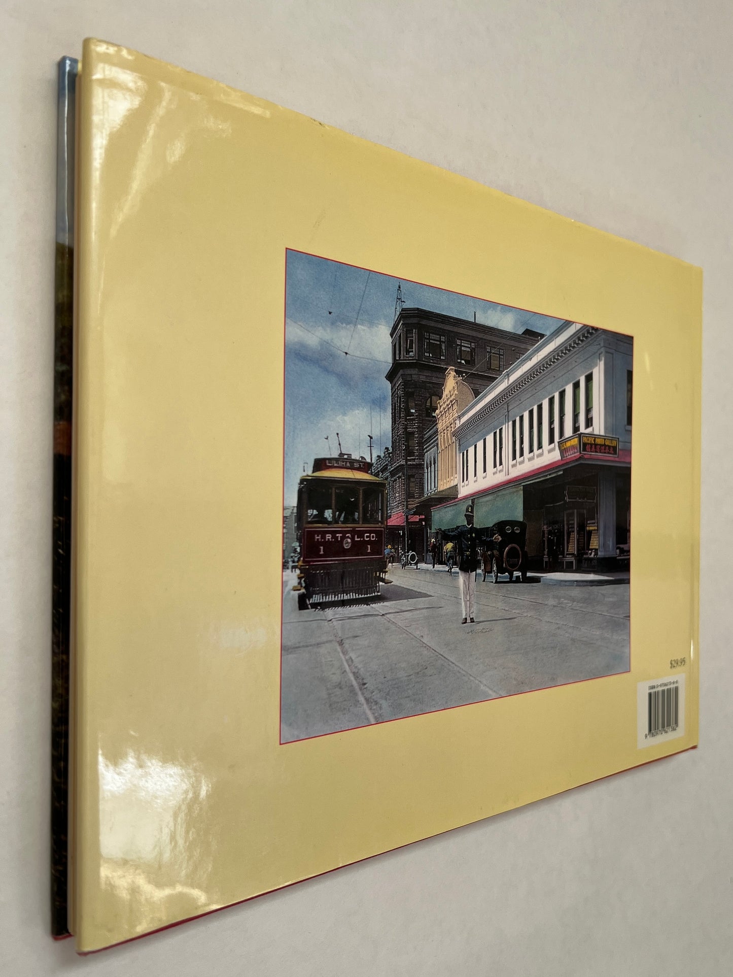 Streetcar Days in Honolulu: Breezing Through Paradise